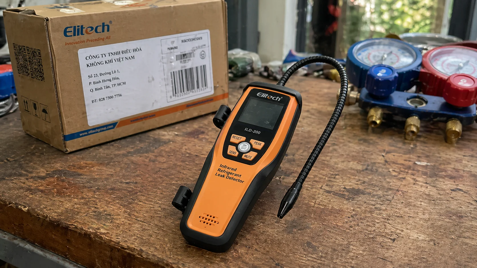 Máy dò rò rỉ gas lạnh hồng ngoại Elitech ILD-200 cầm tay chuyên nghiệp cho kỹ thuật viên HVAC