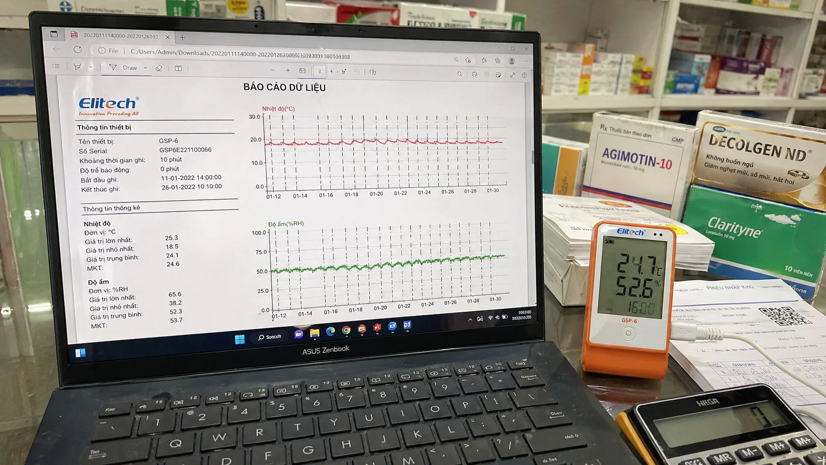 Màn hình máy tính hiển thị báo cáo PDF nhiệt độ độ ẩm xuất từ máy Elitech